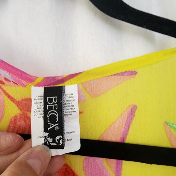 BECCA Costa Printed Bella Yellow Floral Vibrant Chiffon Beach Cover Up Size XSS - Picture 7 of 8